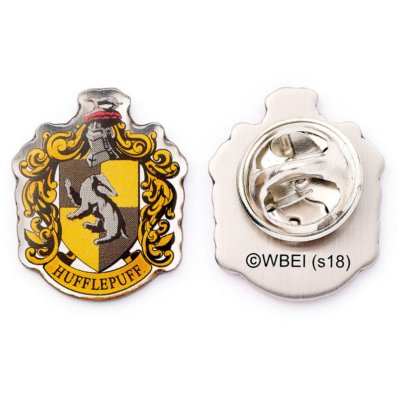 pin hufflepuff harry potter