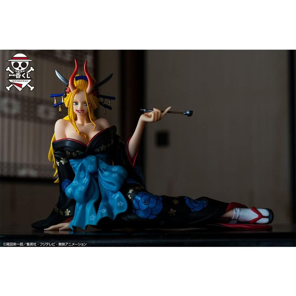 Ichibansho Black Maria Glitter One Piece Figure 15cm
