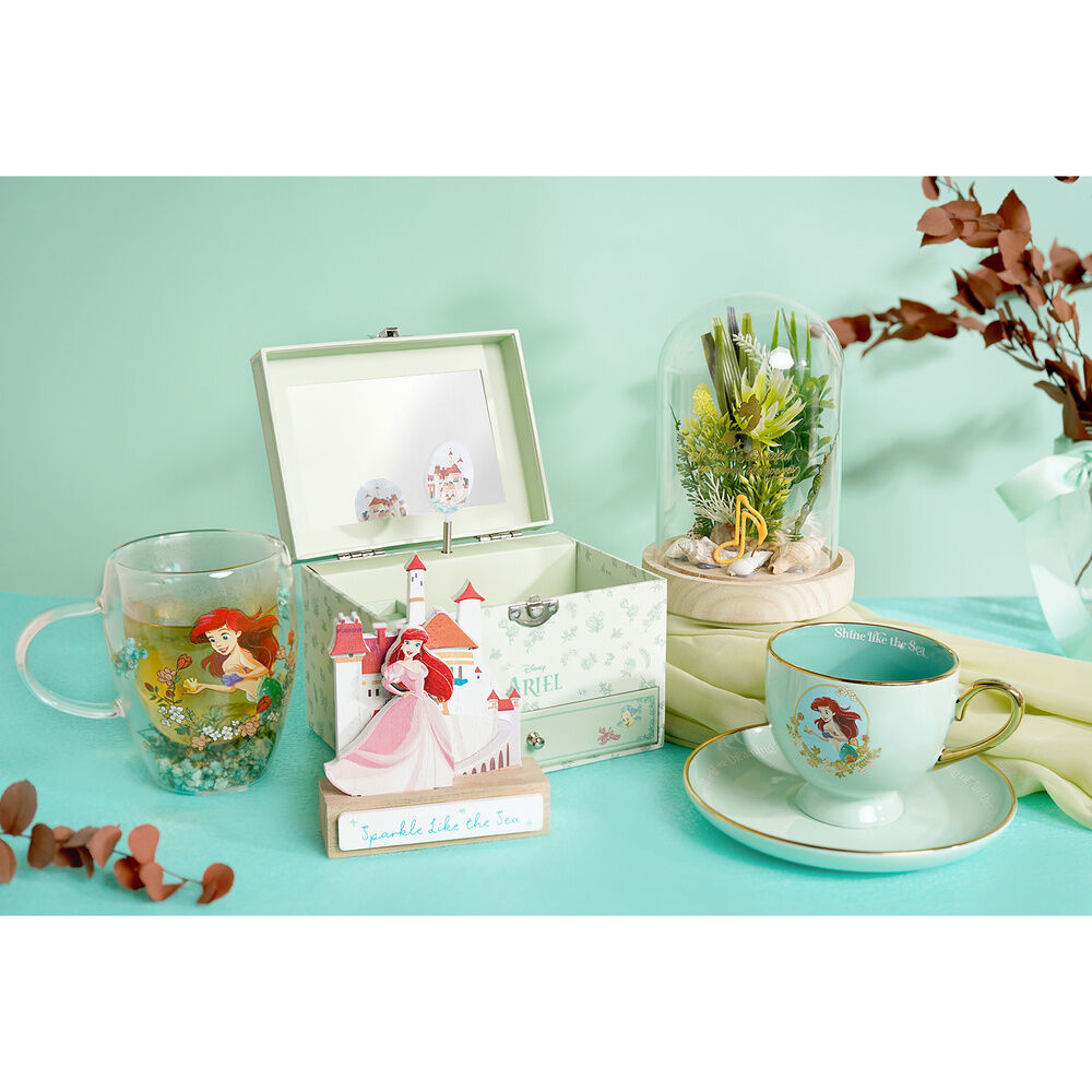 Mug en verre décoré de fleurs séchées Ariel princesse Disney