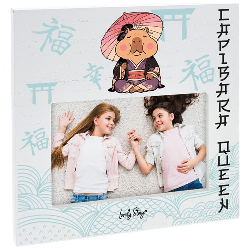 queen capybara photo frame