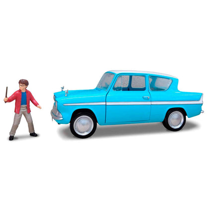 Figurka z blistra Harry + samochód Ford Anglia Harry Potter
