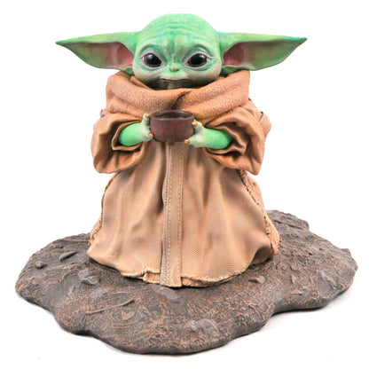 Statue Star Wars  The Child Soup  de la collection Premier 17 cm inspirée du Mandalorien.