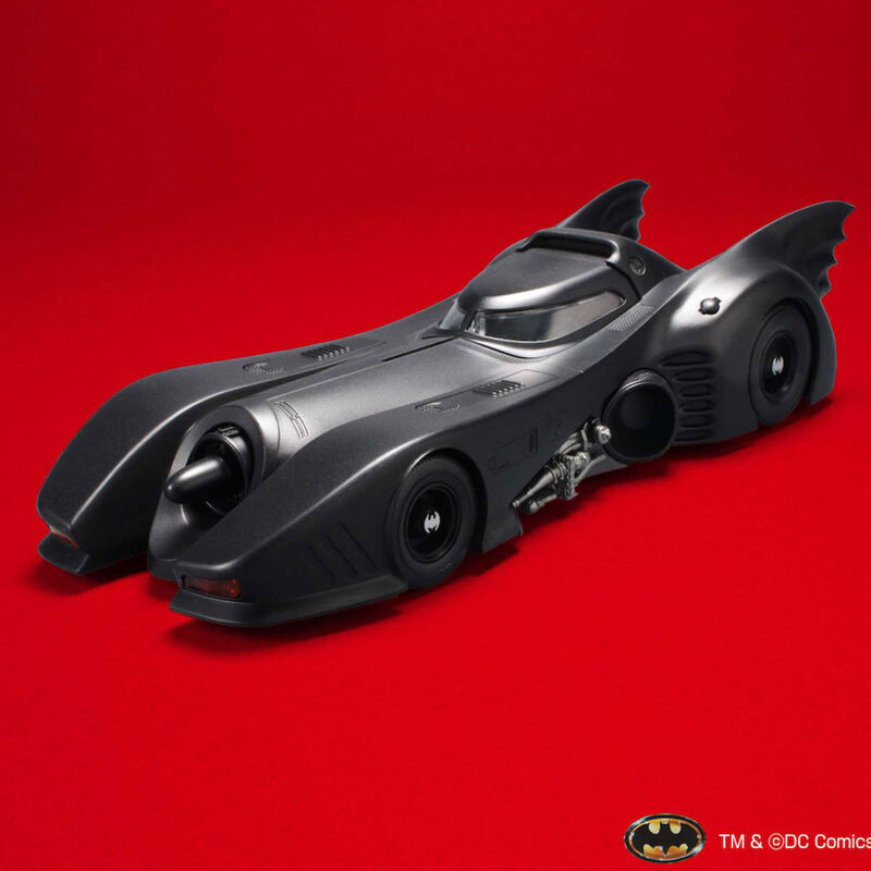 Kit de modelo de carro Batmóvel Batman DC Comics 1/35