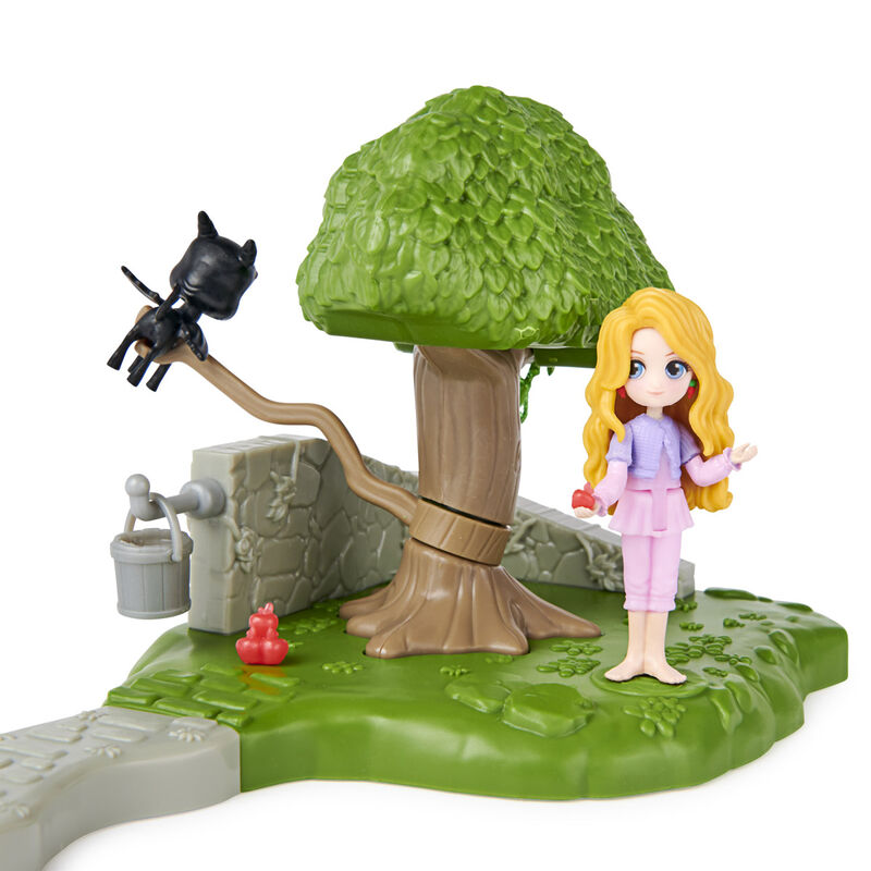 diorama magical creatures moon harry potter wizarding world
