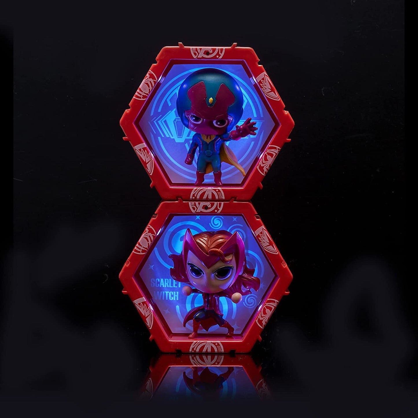 ¡Set de figuras LED WOW! POD Vision + Scarlet Marvel