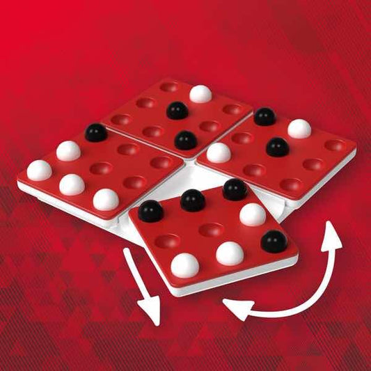 Pentago board game