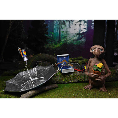 Ultimate Deluxe E.T Figure 40th Anniversary E.T The Extraterrestrial 12cm