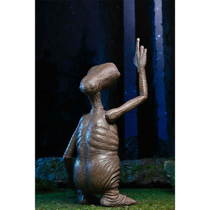 Figurine Ultimate E T 40e anniversaire E T l'extraterrestre 12 cm
