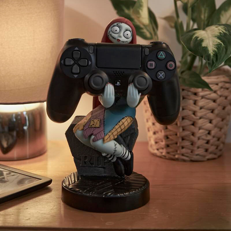Support Cable Guy pour figurine de Sally du film Disney L'Étrange Noël de Monsieur Jack 21 cm