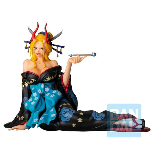 Ichibansho Black Maria Glitter One Piece Figure 15cm