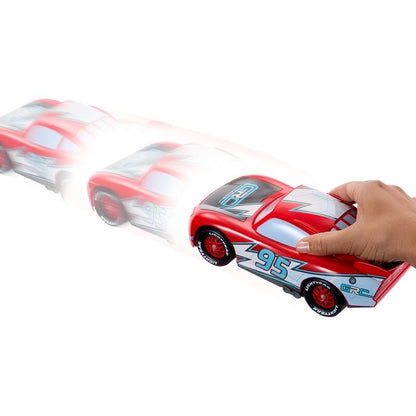 Derrapagem e corrida de carro do Relâmpago McQueen  Carros da Disney Pixar
