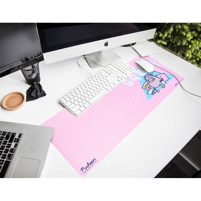 Pusheen gaming mousepad