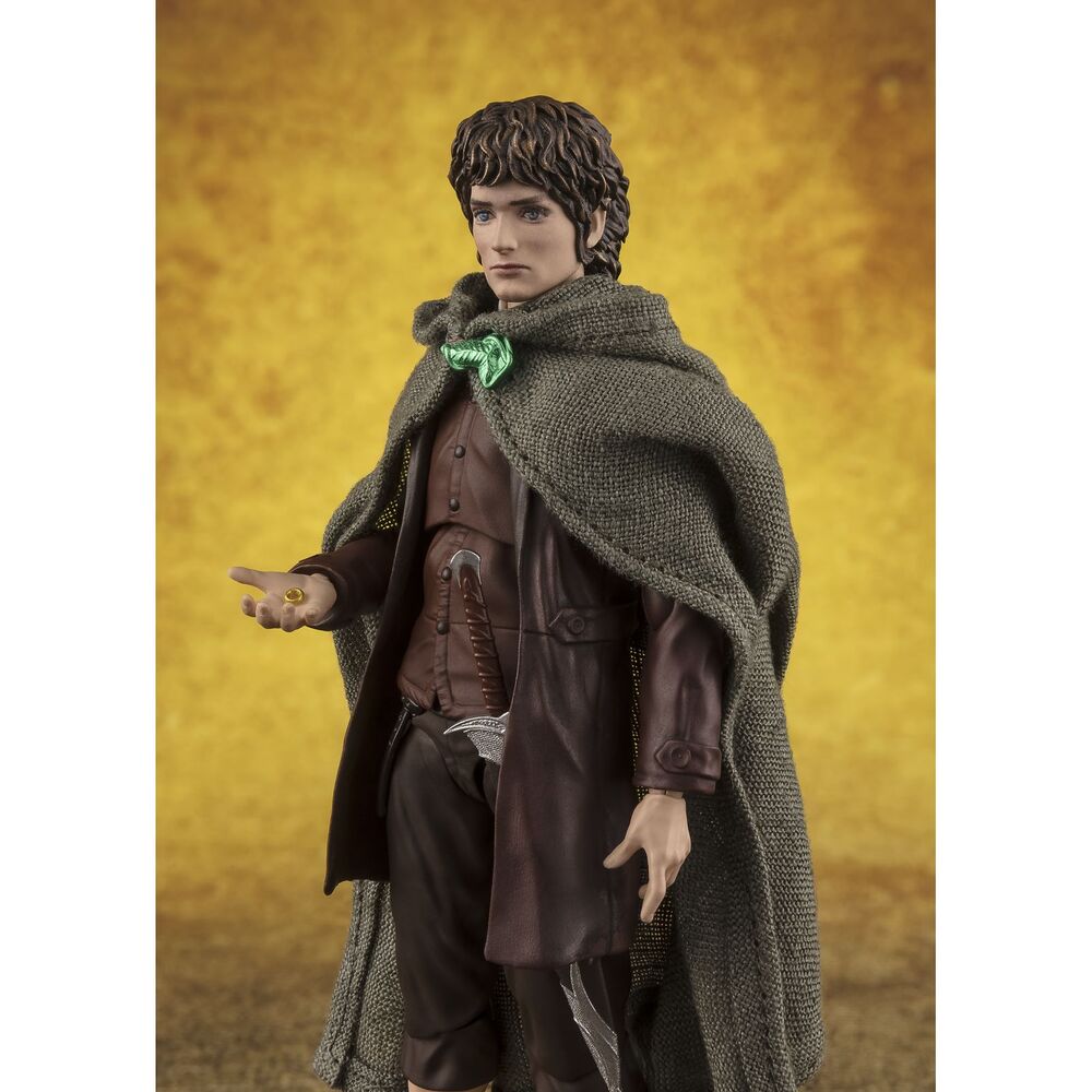 Figurines S H Figuarts de Frodon Sacquet et Gollum tirées du film La Communauté de l'Anneau Le Seigneur des Anneaux