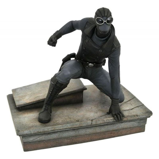 Spiderman statue in black suit, Marvel Spiderman 18cm