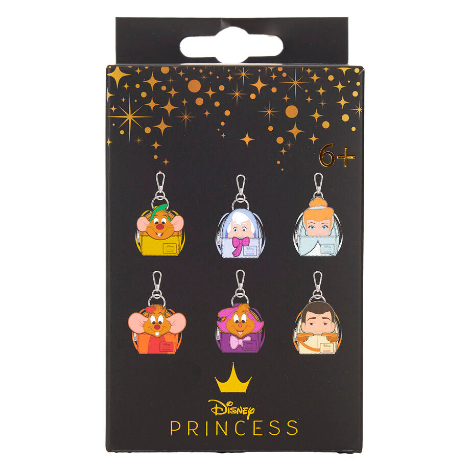 Conjunto surpresa de mini chaveiros Loungefly com tema da Cinderela da Disney.