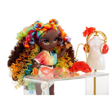Iris Crystal Fashion Rainbow High Puppe
