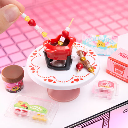 Miniverse Make it Mini Love Surprise Capsule Assorted