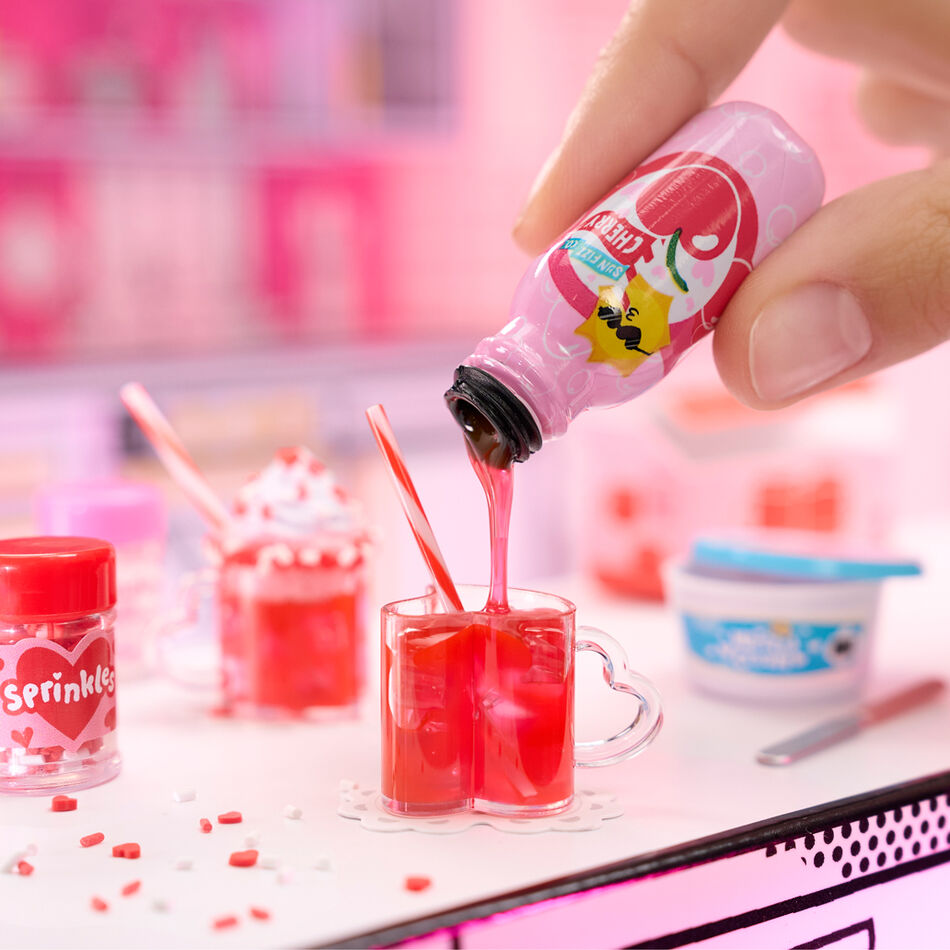 Miniverse Make it Mini Love Surprise Capsule Assorted