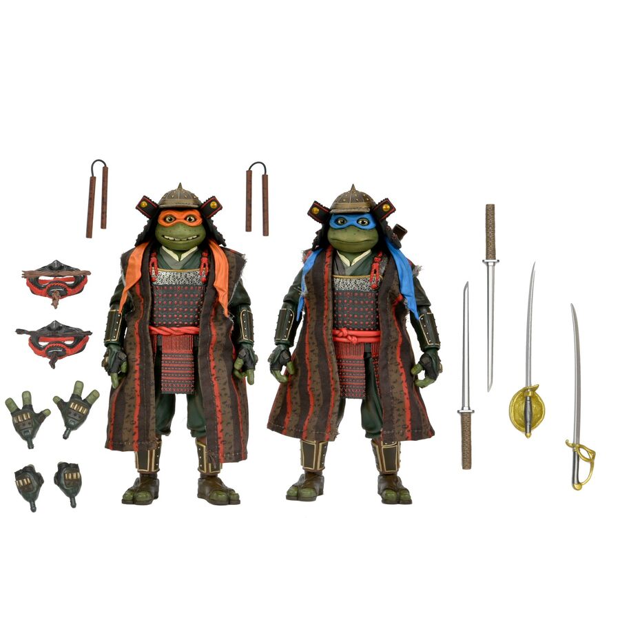 Blister pack of 2 Leonardo & Michelangelo Teenage Mutant Ninja Turtles figures, 3 x 18cm