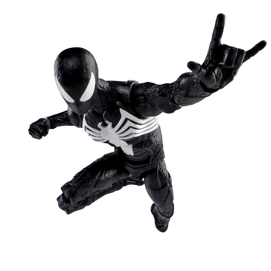 Action figure di Peter Parker in tuta nera Spider Man 2 Marvel Legends 15 cm