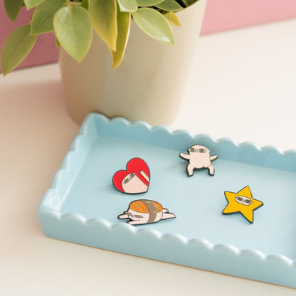 Set mit 4 Ketnipz Anstecknadeln