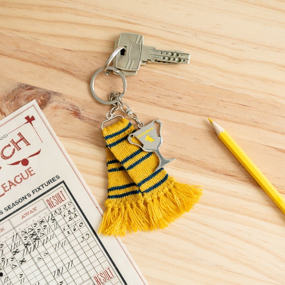 Chaveiro com cachecol da Lufa-Lufa de Harry Potter