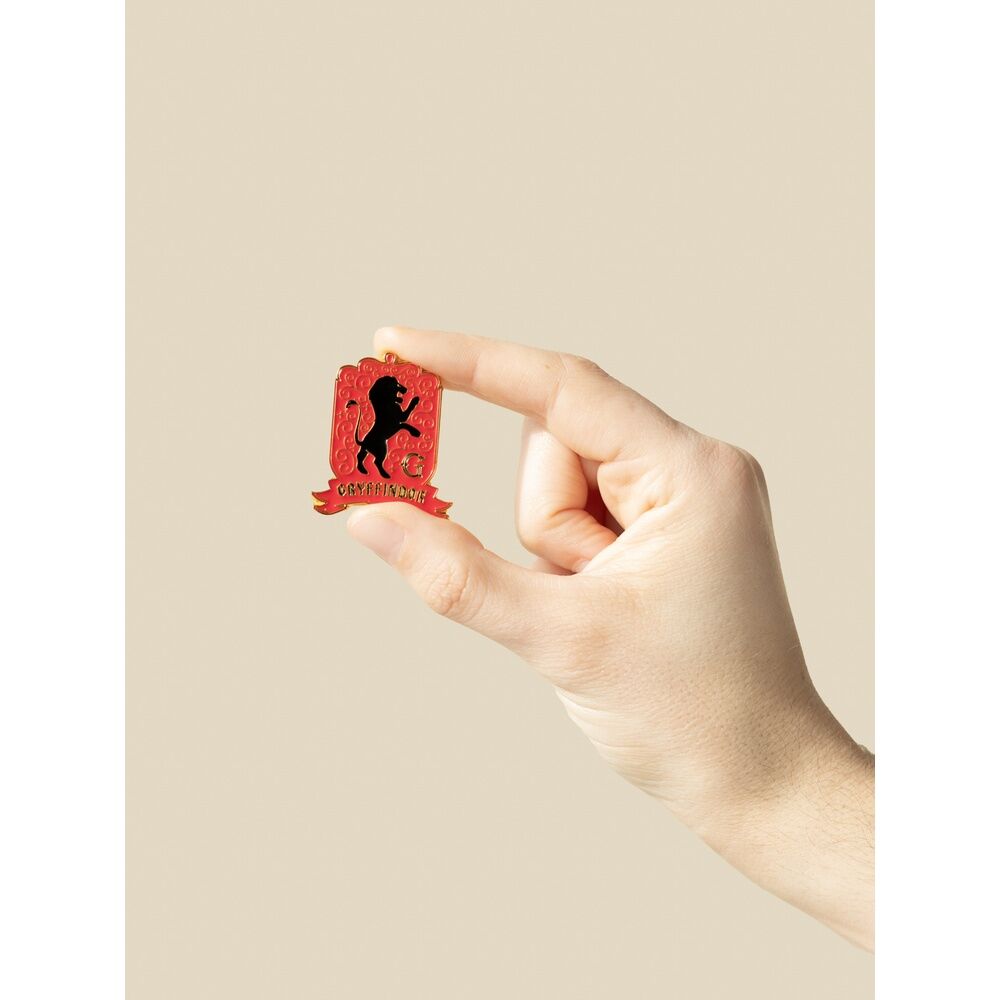 Conjunto de 4 pins de Hogwarts do Harry Potter