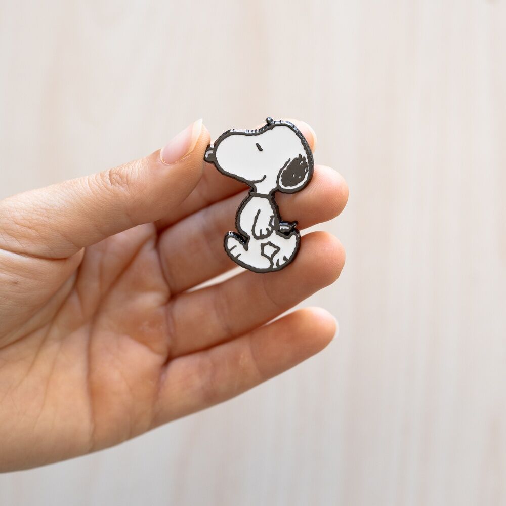 Zestaw 4 przypinek Snoopy