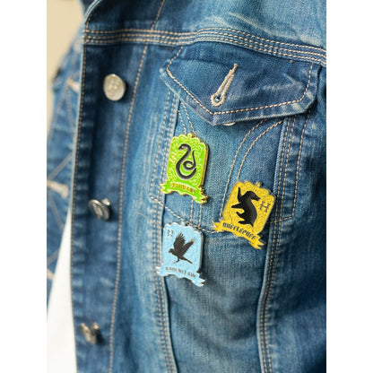 Conjunto de 4 pins de Hogwarts do Harry Potter