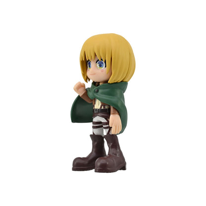 Überraschungsfigur Attack on Titan 9 cm verschiedene Größen