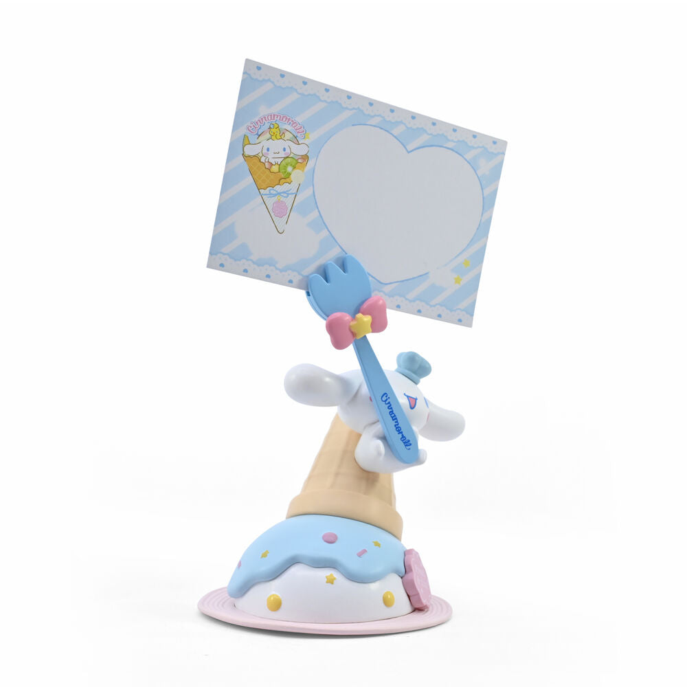 Party Time Hello Kitty and Friends assorted figure