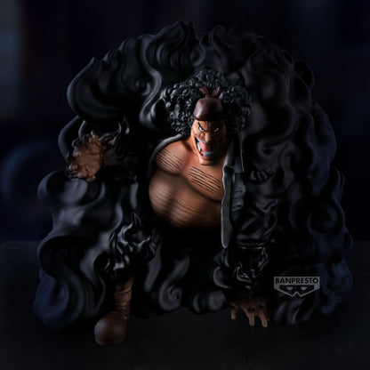 Figurine Marshall D. Teach Trou Noir One Piece 15 cm