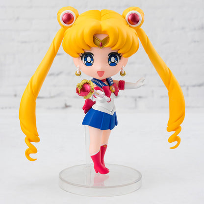 figuarts mini sailor moon crystal star compact pretty guardian sailor moon figure 9cm