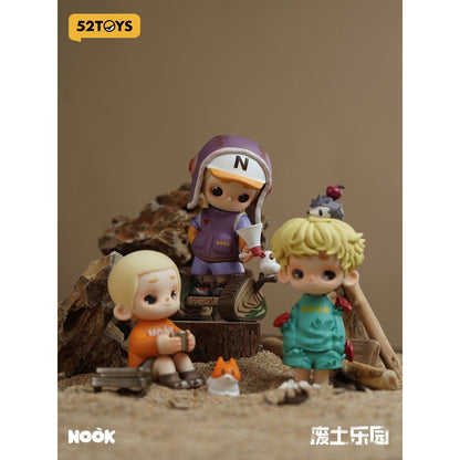 Asortyment figurek Wasteland Park Nook Surprise