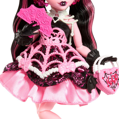 Draculaura Scary Sweet Birthday 1600 Monster High Puppe