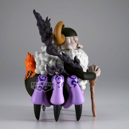 Figure St. Jaygarcia Saturn Mega World Collectable One Piece 13cm