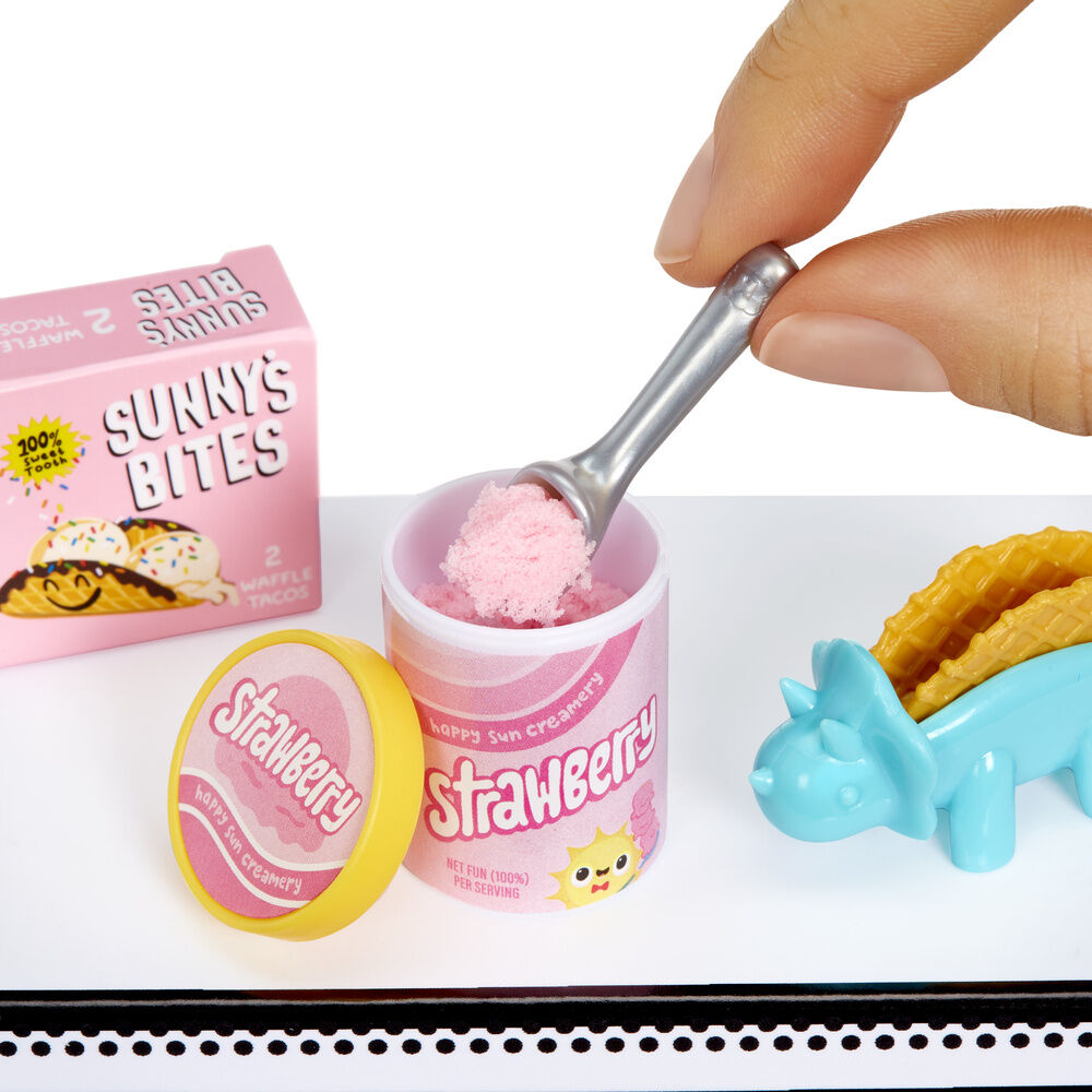 Miniverse Make It Mini Diner Series 4 Surprise Capsule Assortment
