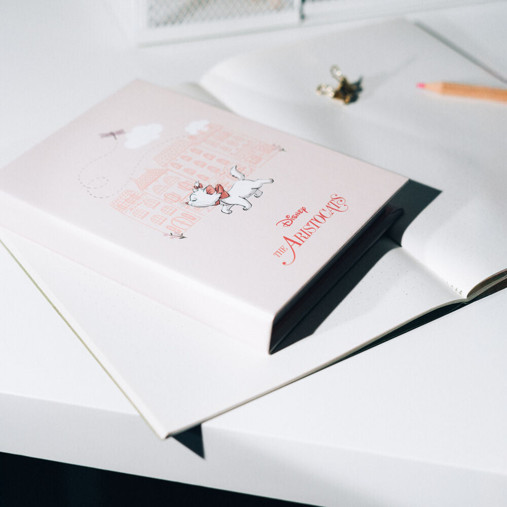 A6 notebook with sticky notes, Bonjour Marie, The Aristocats Disney