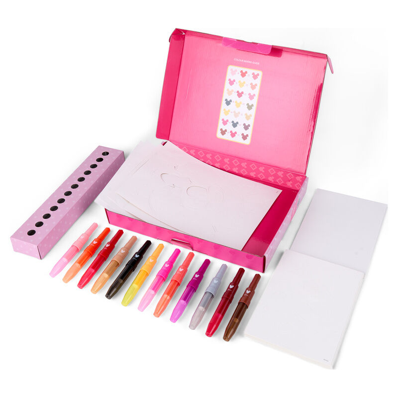 Set di aerografo e stencil di Minnie Mouse della Disney