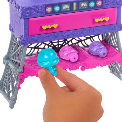 Bambola Frankie Stein + Laboratorio Monster High