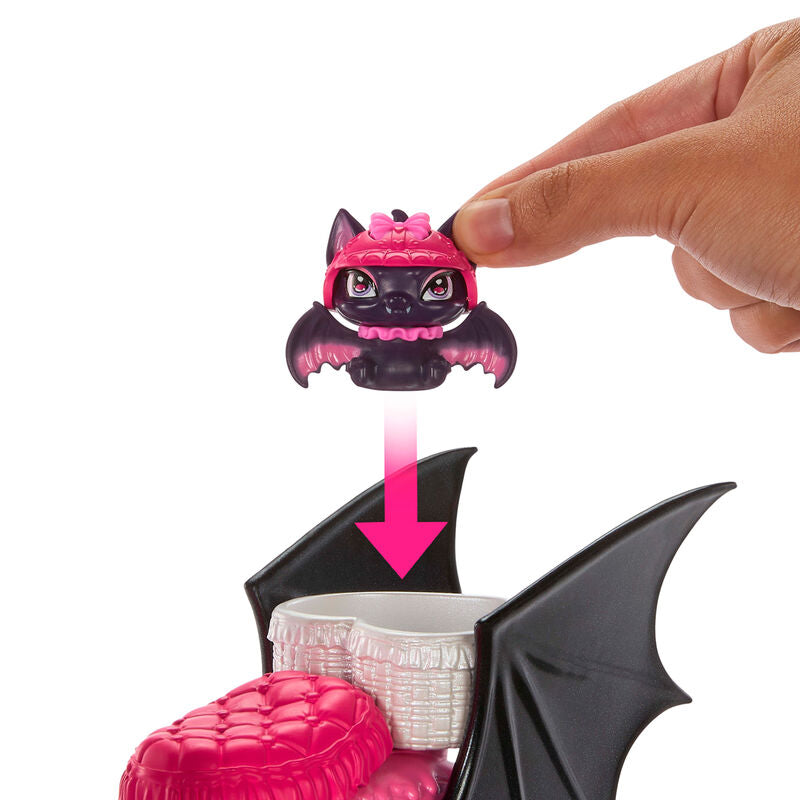 Draculaura Puppe + Monster High Scooter