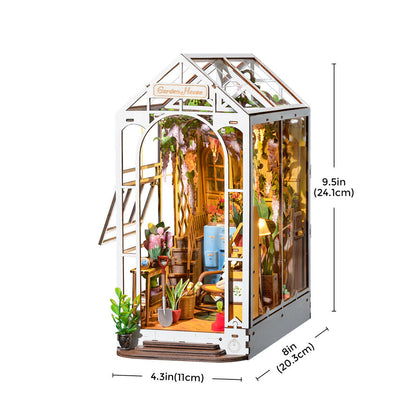 Flower House Bookend Model Kit (240 pieces)