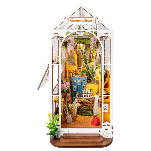 flower house bookend model kit (240 pieces)