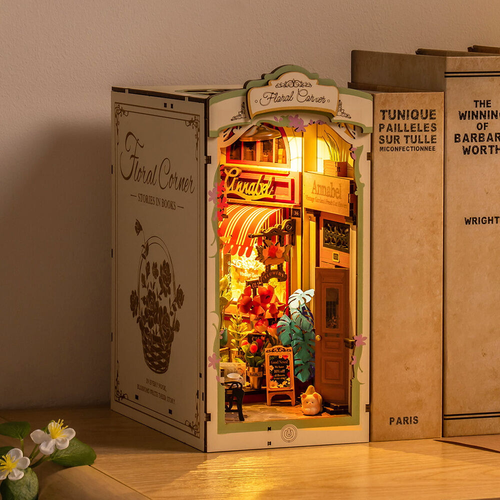 Floral Corner Model Kit 164pcs