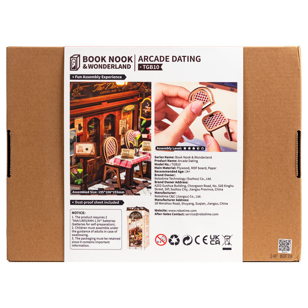 Model Kit: Dates in the Game Room (148 pieces)