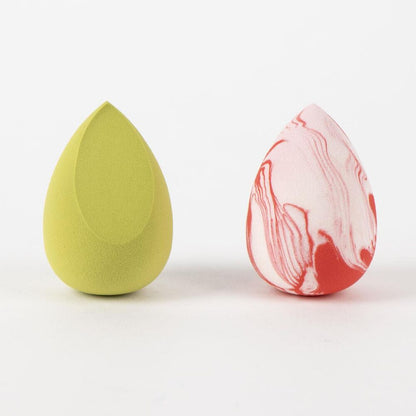 Blister pack of 2 makeup sponges, The Grinch