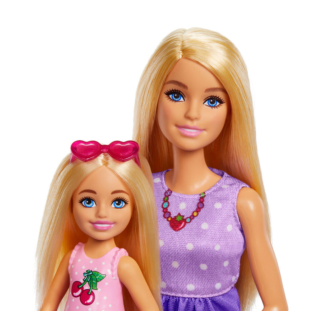 Blister pack of 2 Barbie Family & Friends dolls