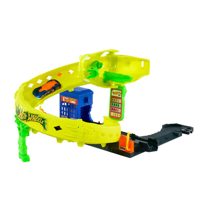 Hot Wheels City Track Snake Spiral Attack