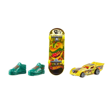 Skate + Conjunto de Carrinhos Hot Wheels