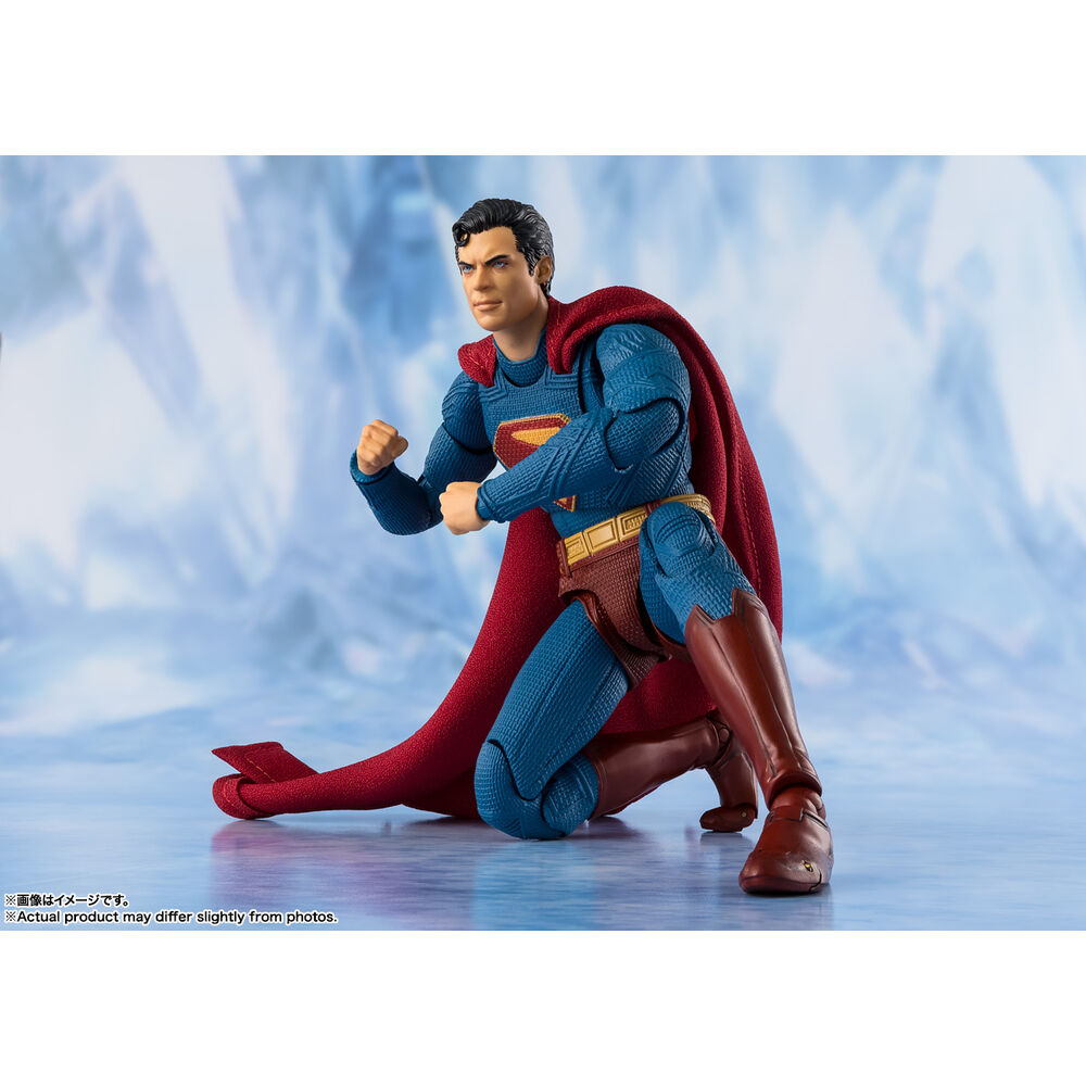 S H  Figuarts Superman 2025 Figur  DC Comics  16 cm